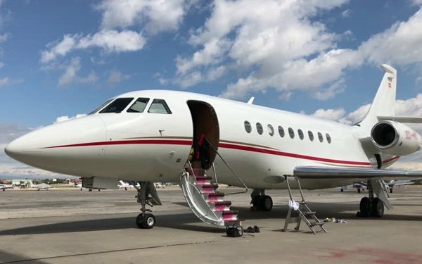 Private Jet Tarmac Transfer